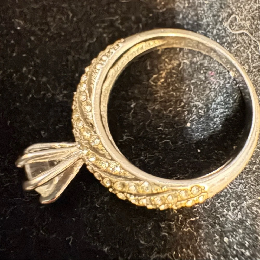 Source Unknown Gold and Silver Women's Ring
